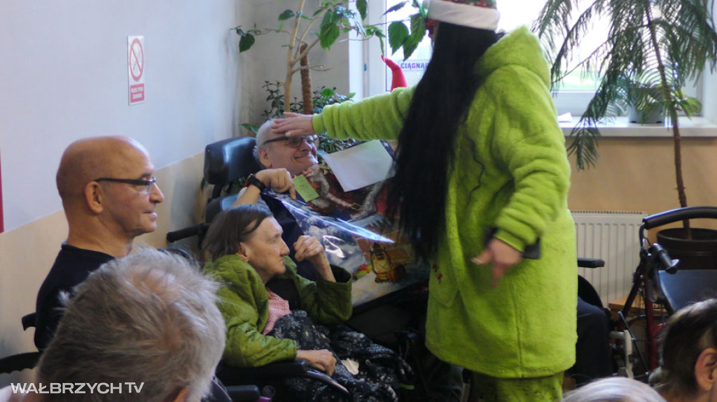 Mikołaj odwiedził wałbrzyskich seniorów