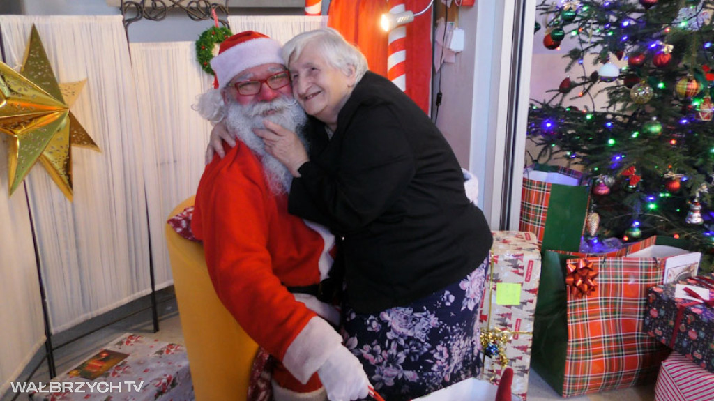 Mikołaj odwiedził wałbrzyskich seniorów