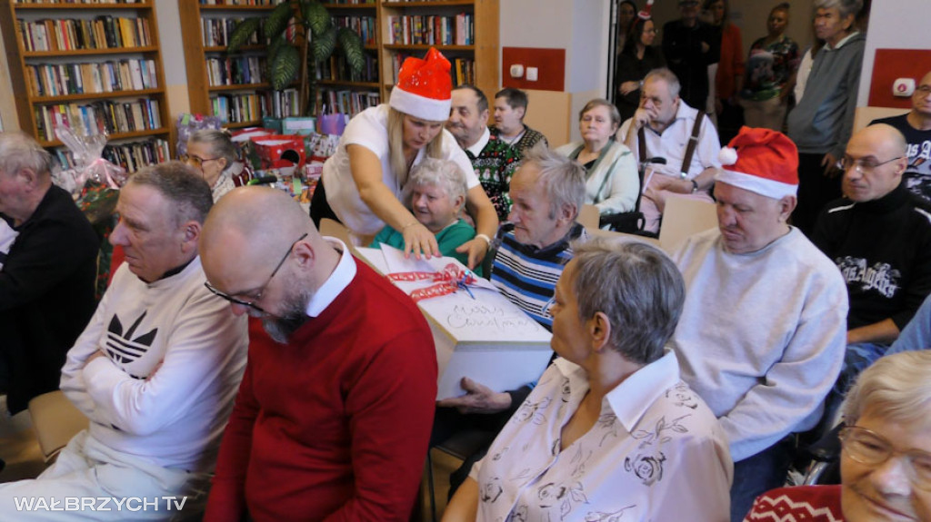 Mikołaj odwiedził wałbrzyskich seniorów