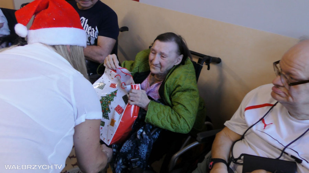 Mikołaj odwiedził wałbrzyskich seniorów