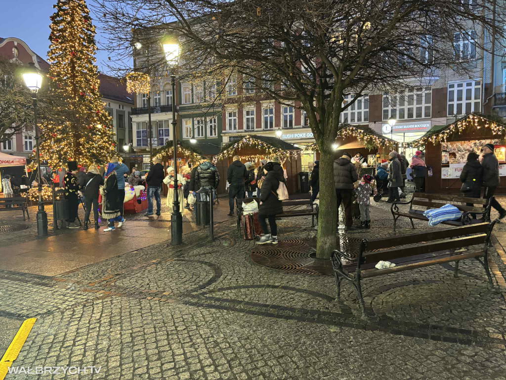 Jarmark Świąteczny oficjalnie otwarty
