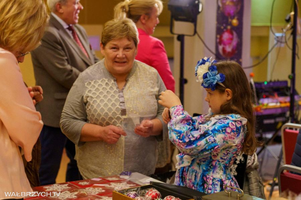 Wigilia 2025: Uśmiech i życzliwość - tego życzymy