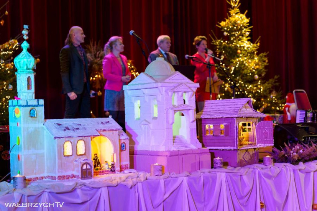 Wigilia 2025: Uśmiech i życzliwość - tego życzymy