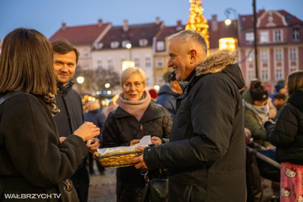 Wigilia 2025: Uśmiech i życzliwość - tego życzymy