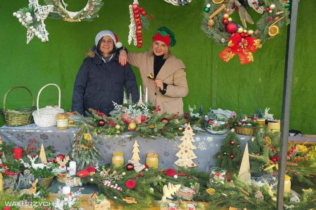 Wigilia 2025: Uśmiech i życzliwość - tego życzymy