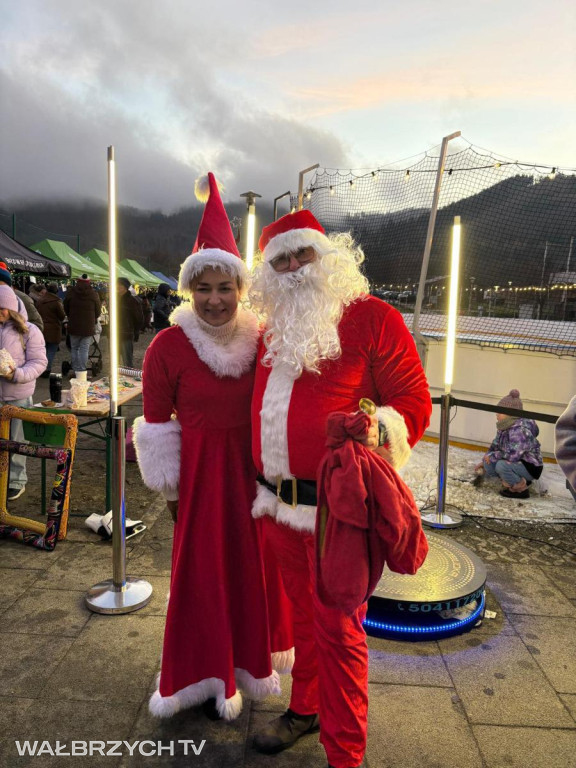 Wigilia 2025: Uśmiech i życzliwość - tego życzymy