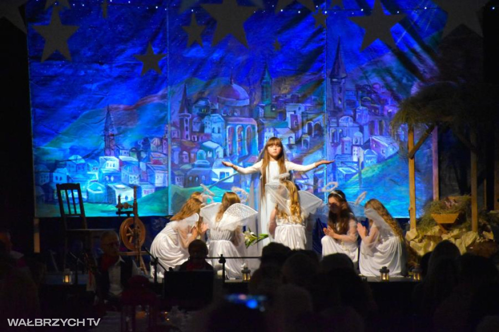 Wigilia 2025: Uśmiech i życzliwość - tego życzymy