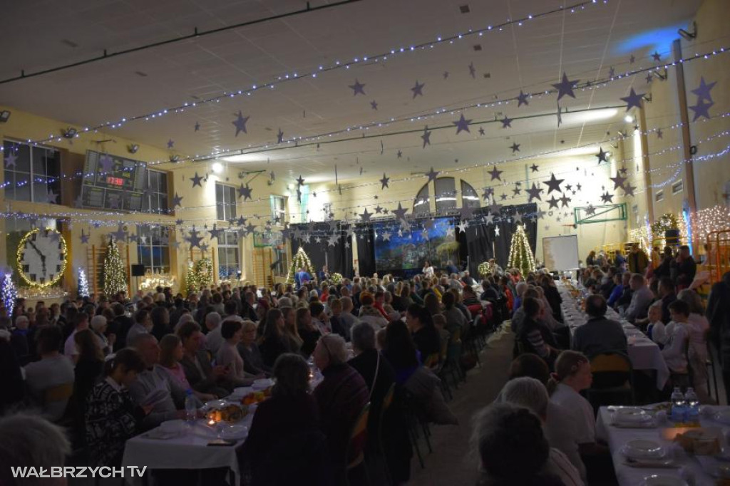 Wigilia 2025: Uśmiech i życzliwość - tego życzymy