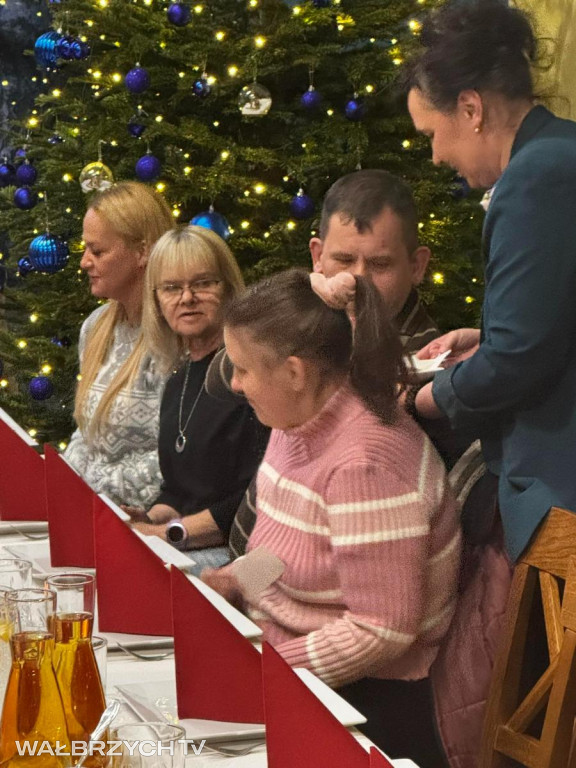 Wigilia 2025: Uśmiech i życzliwość - tego życzymy