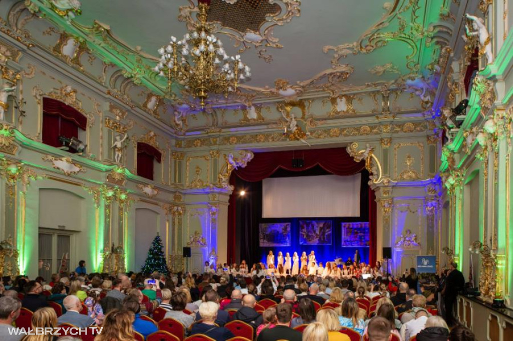 Wigilia 2025: Uśmiech i życzliwość - tego życzymy