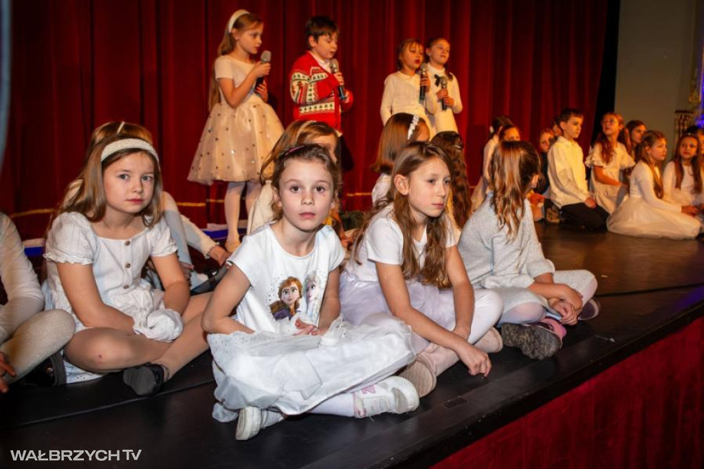 Wigilia 2025: Uśmiech i życzliwość - tego życzymy