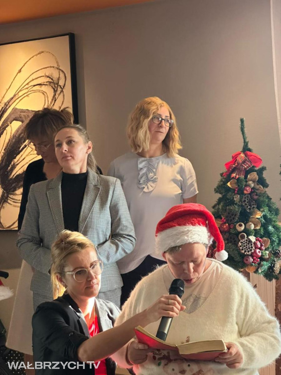 Wigilia 2025: Uśmiech i życzliwość - tego życzymy