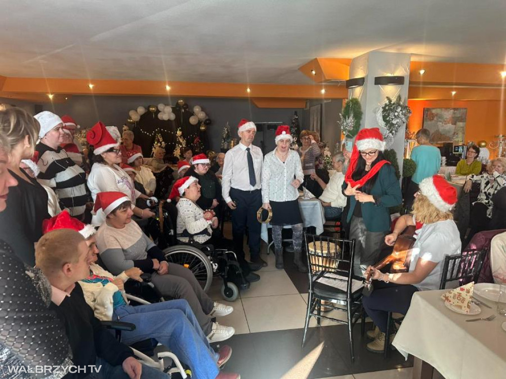 Wigilia 2025: Uśmiech i życzliwość - tego życzymy