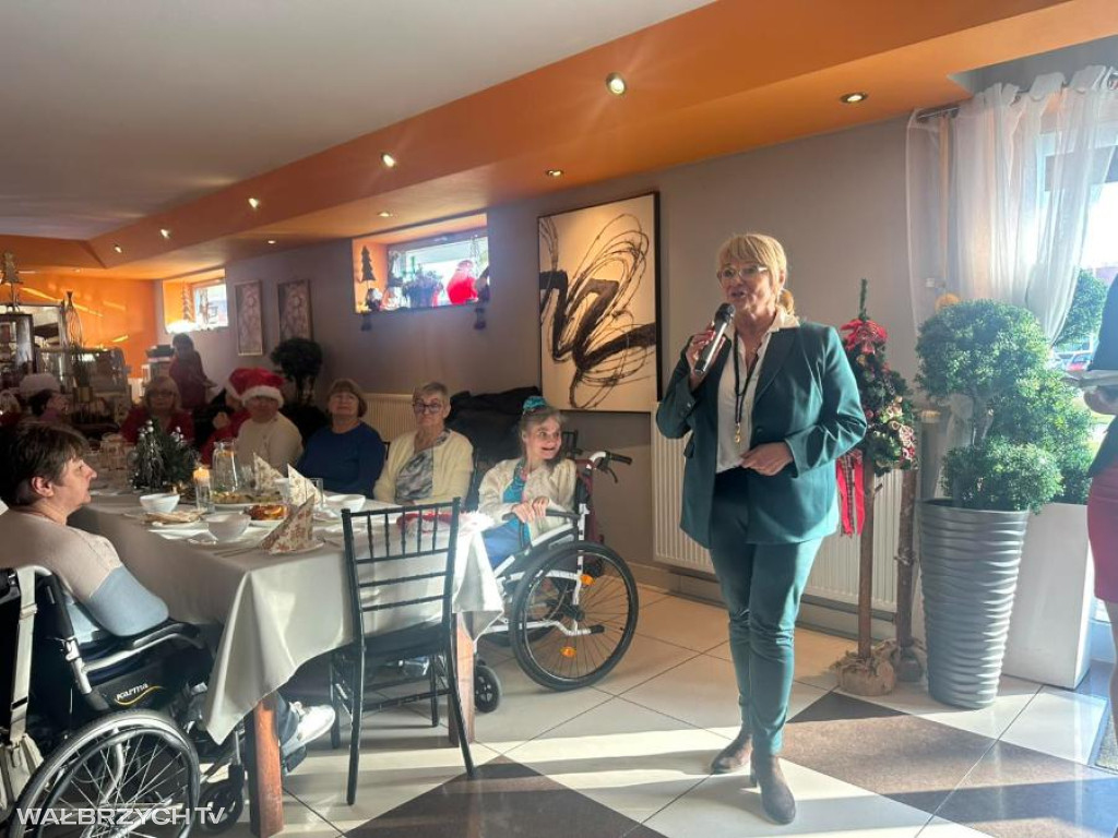 Wigilia 2025: Uśmiech i życzliwość - tego życzymy