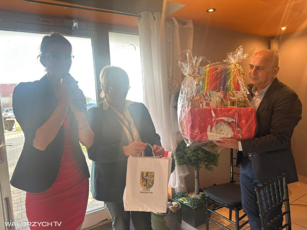 Wigilia 2025: Uśmiech i życzliwość - tego życzymy