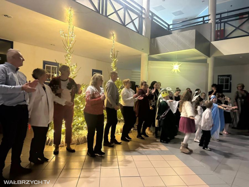 Wigilia 2025: Uśmiech i życzliwość - tego życzymy