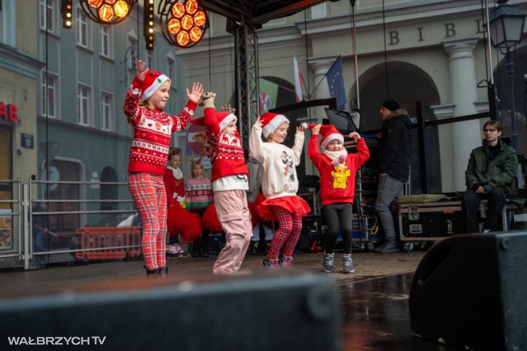 Wigilia 2025: Uśmiech i życzliwość - tego życzymy