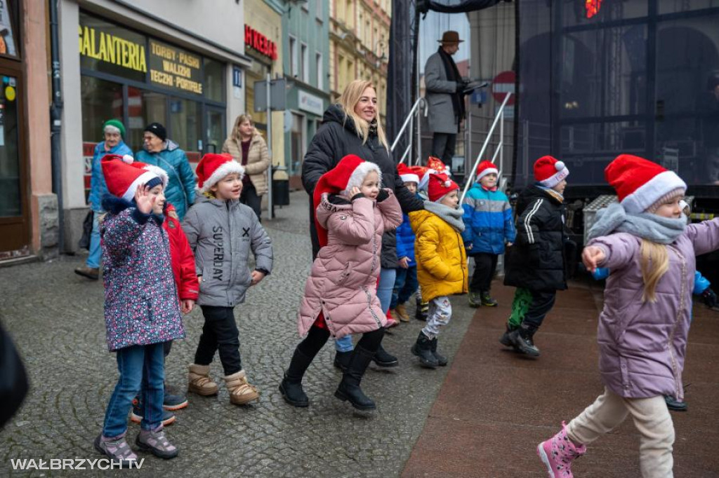 Wigilia 2025: Uśmiech i życzliwość - tego życzymy