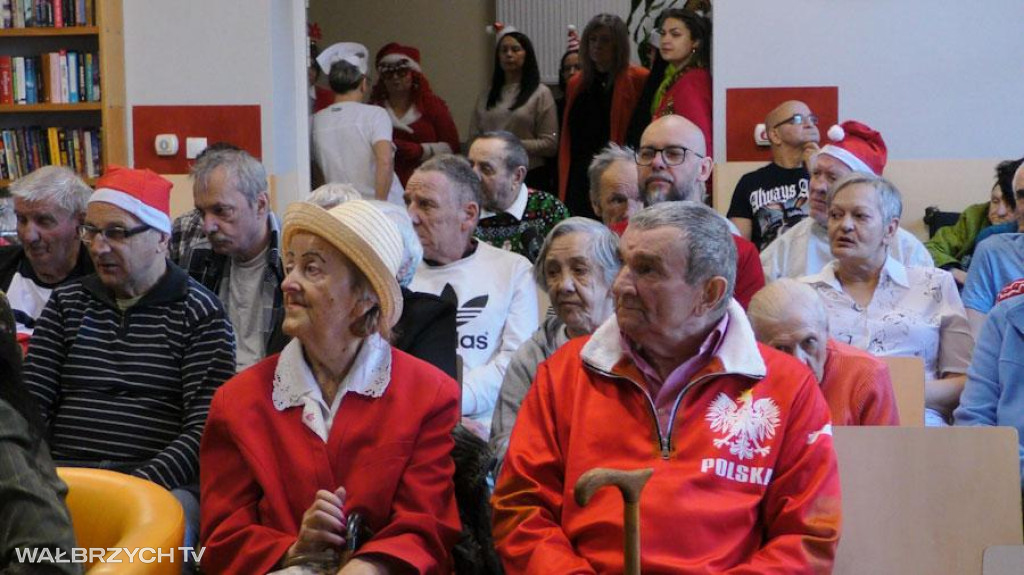 Wigilia 2025: Uśmiech i życzliwość - tego życzymy