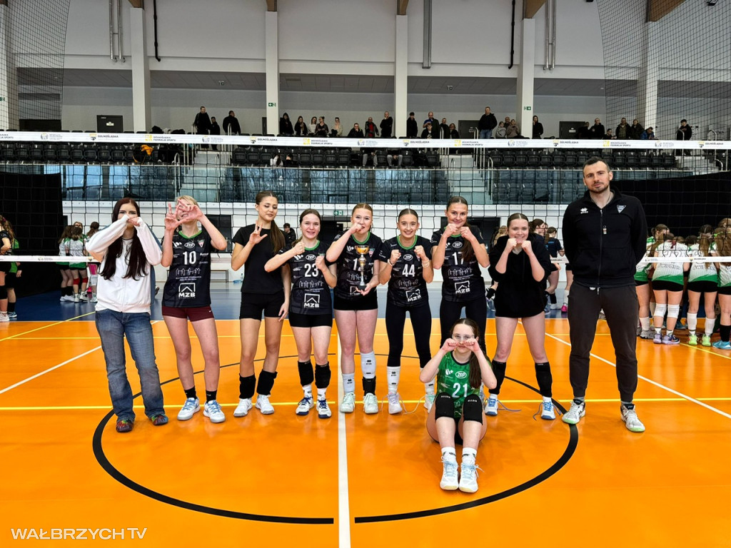 Maraton siatkarski KPS Chełmiec ANS AS Wałbrzych