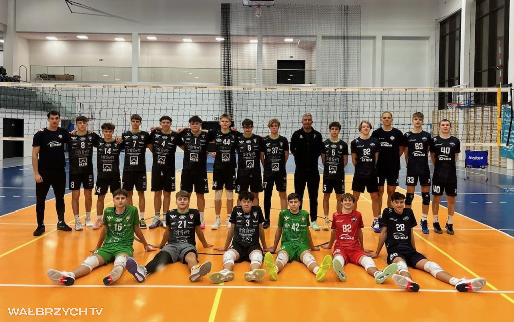 Maraton siatkarski KPS Chełmiec ANS AS Wałbrzych