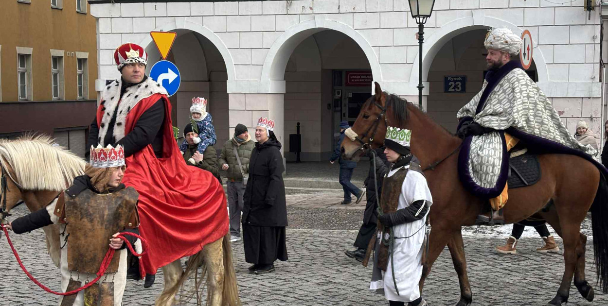 Orszak Trzech Króli przeszedł ulicami Wałbrzycha