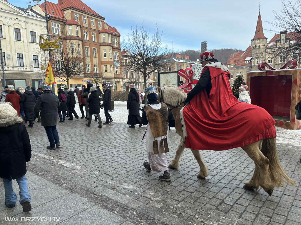Orszak Trzech Króli przeszedł ulicami Wałbrzycha