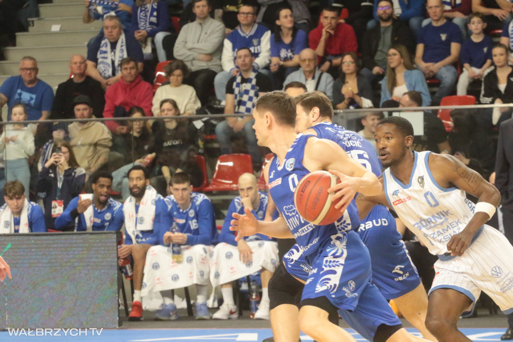 Górnik Wałbrzych  przegrał z Anwilem