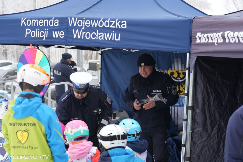 Festyn Bezpieczne Ferie w Czarnowie
