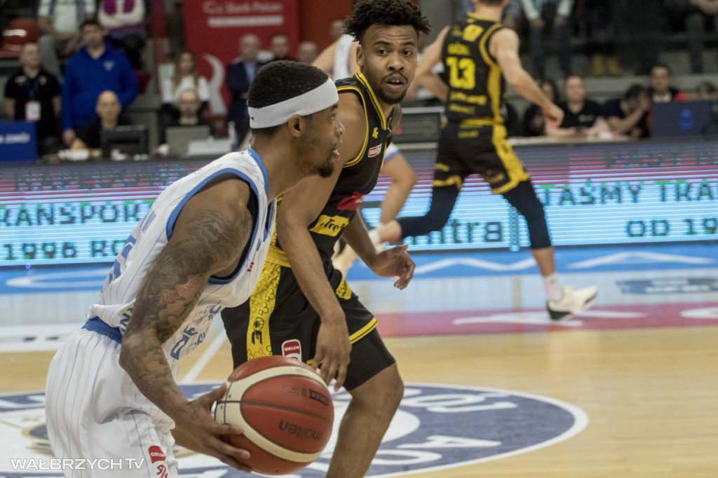 Górnik Zamek Ksiaż Vs Energia Trefl