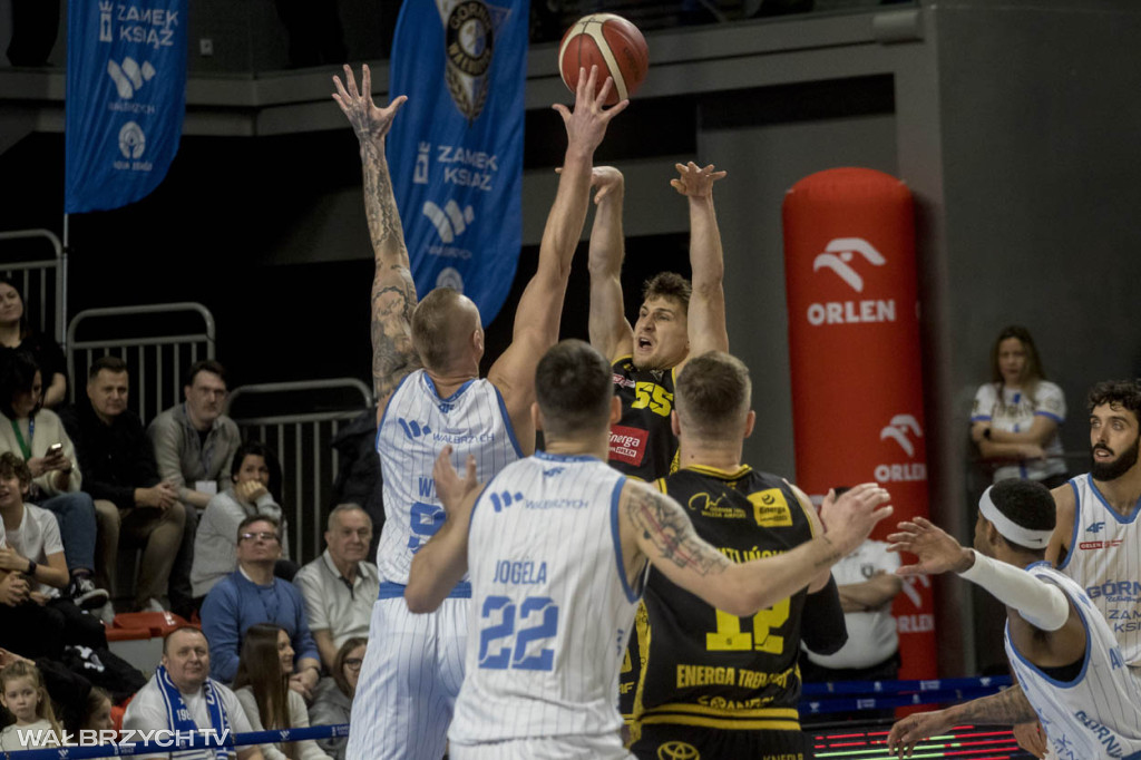 Górnik Zamek Ksiaż Vs Energia Trefl