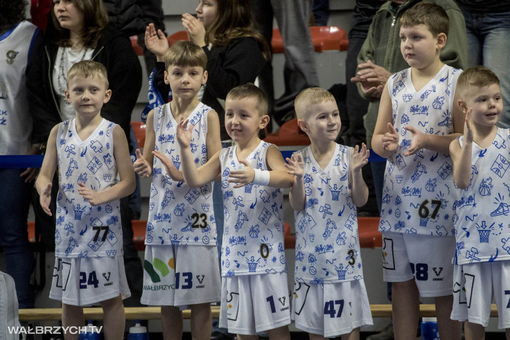 Górnik Zamek Ksiaż Vs Energia Trefl