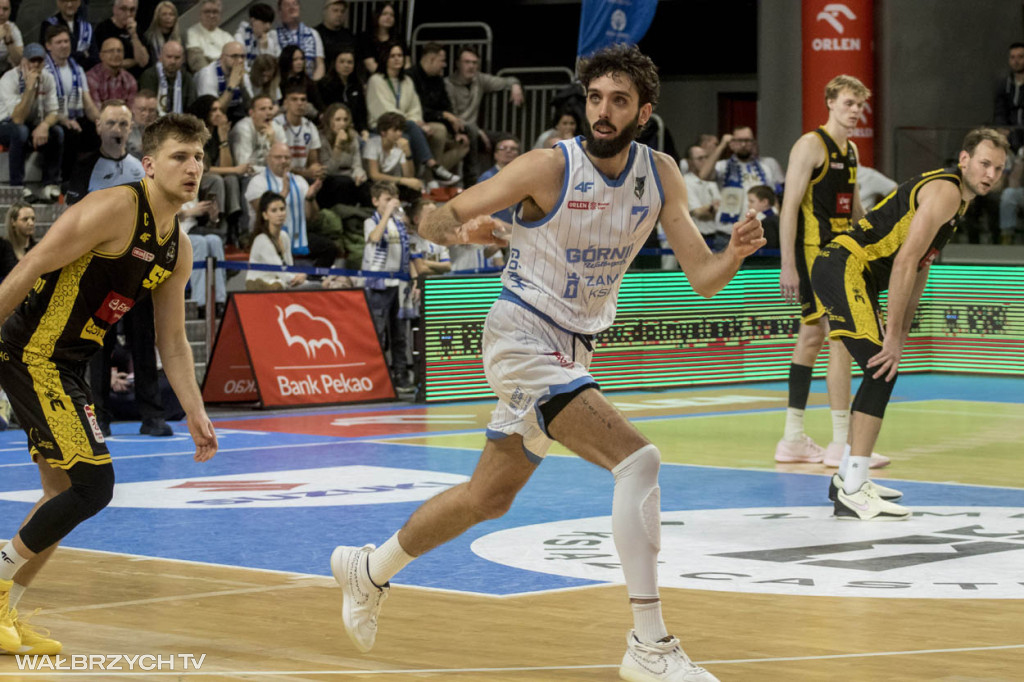 Górnik Zamek Ksiaż Vs Energia Trefl