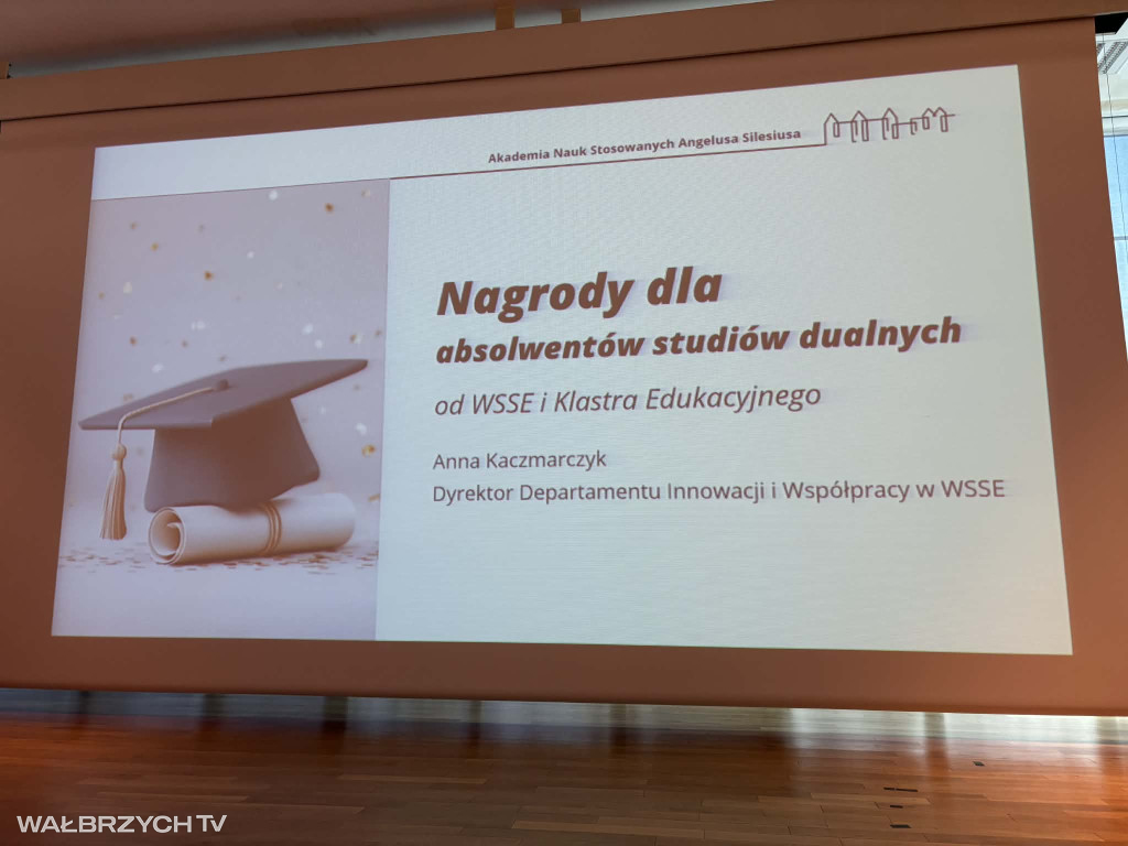 52 absolwentów ANS AS gotowych podbić rynek pracy