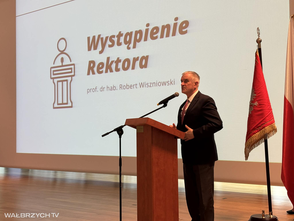 52 absolwentów ANS AS gotowych podbić rynek pracy