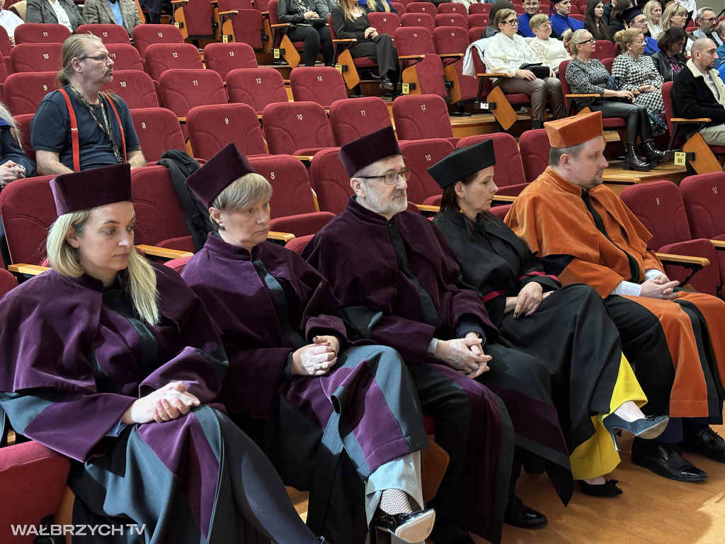 52 absolwentów ANS AS gotowych podbić rynek pracy