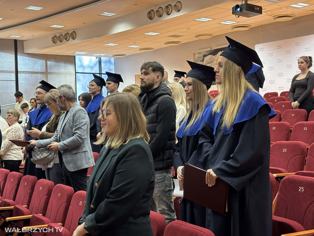 52 absolwentów ANS AS gotowych podbić rynek pracy