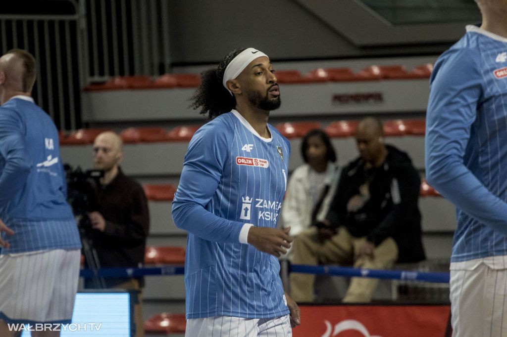 OBL: Górnik Zamek Książ - Miasto Szkła Krosno