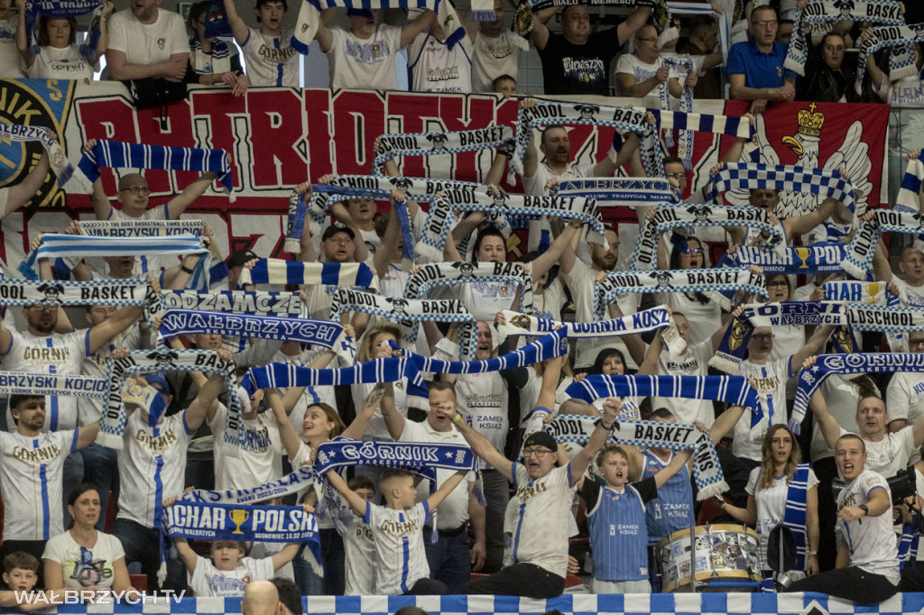 OBL: Górnik Zamek Książ - Miasto Szkła Krosno