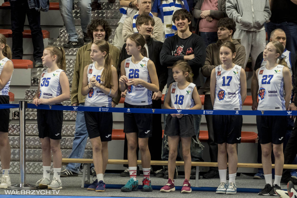 OBL: Górnik Zamek Książ - Miasto Szkła Krosno