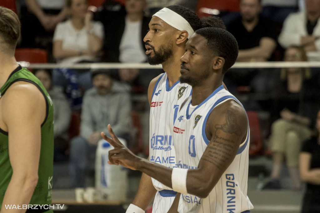 OBL: Górnik Zamek Książ - Miasto Szkła Krosno