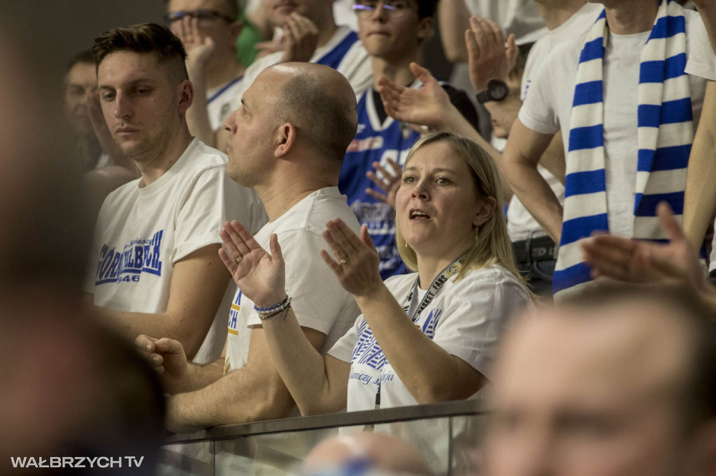 OBL: Górnik Zamek Książ - Miasto Szkła Krosno