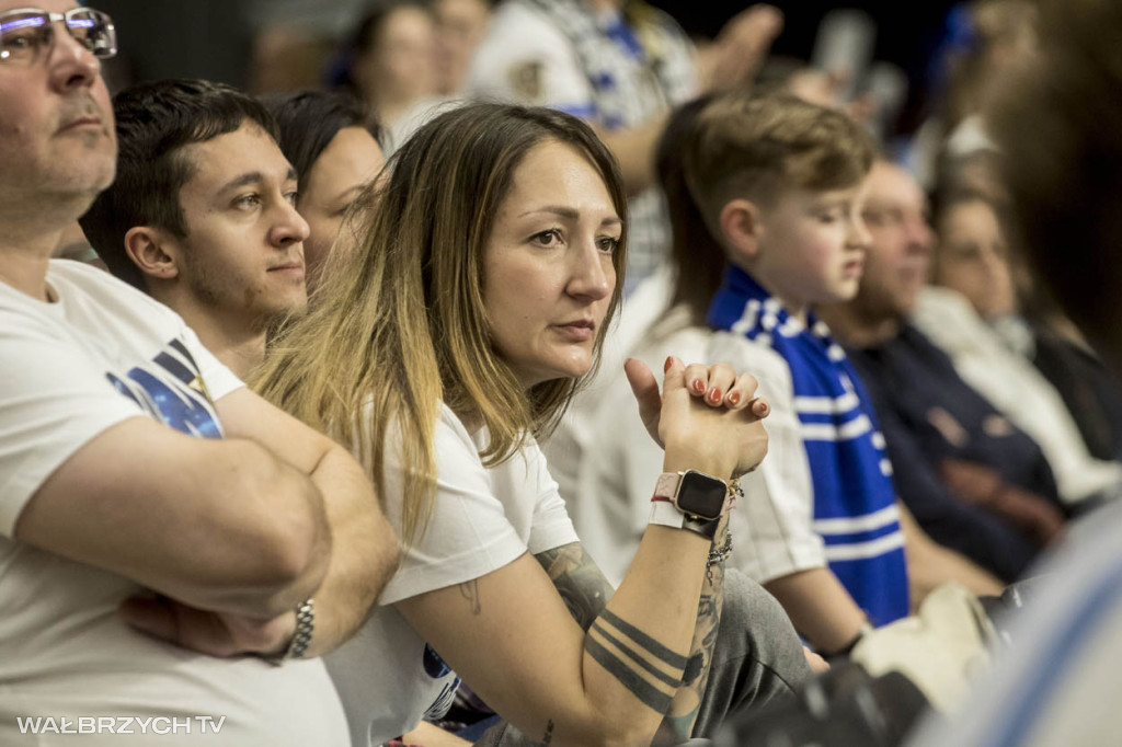 OBL: Górnik Zamek Książ - Miasto Szkła Krosno