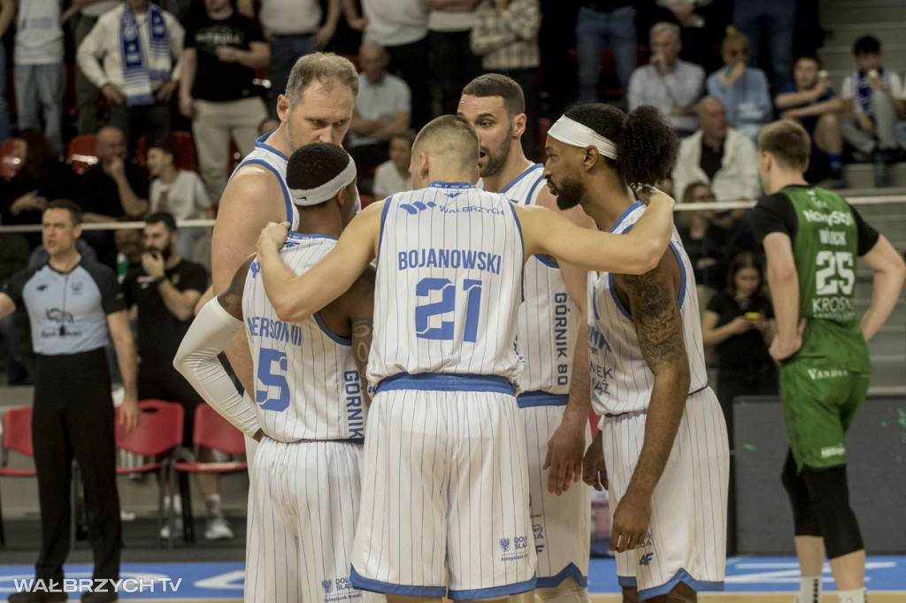 OBL: Górnik Zamek Książ - Miasto Szkła Krosno