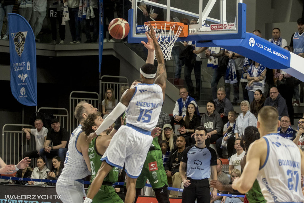 OBL: Górnik Zamek Książ - Miasto Szkła Krosno