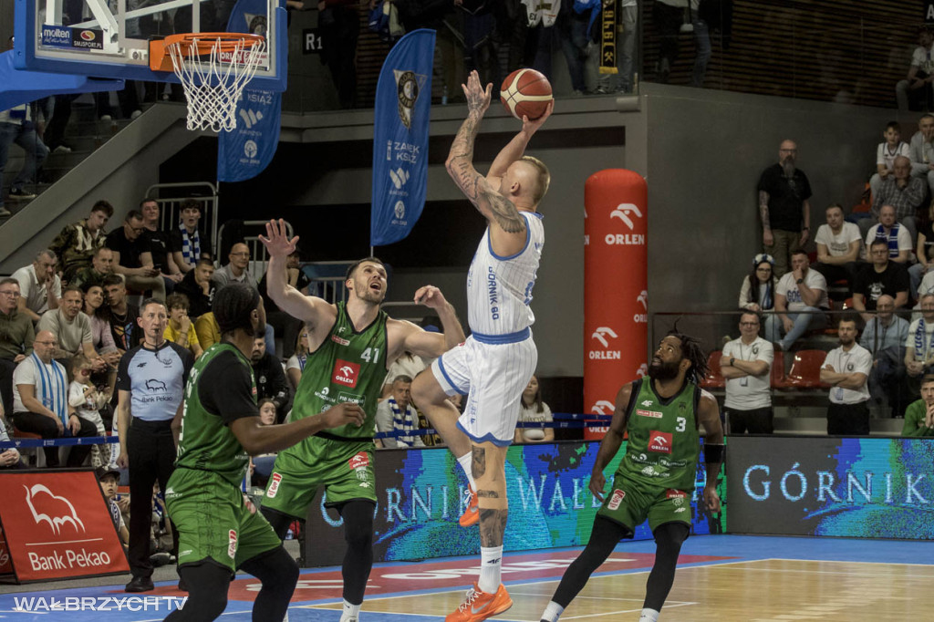 OBL: Górnik Zamek Książ - Miasto Szkła Krosno