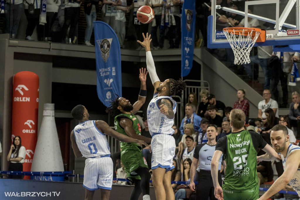 OBL: Górnik Zamek Książ - Miasto Szkła Krosno