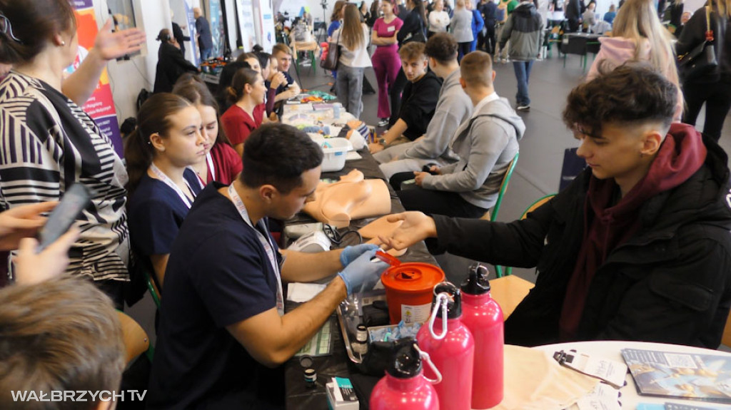 Targi Pracy i Kariery - Dzień Otwarty w ANS AS