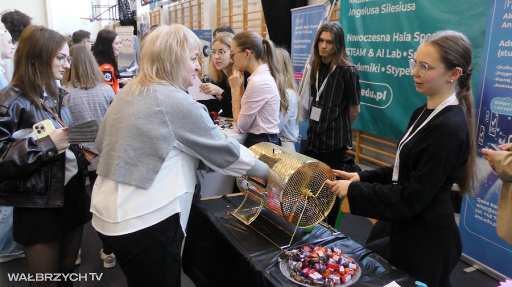 Targi Pracy i Kariery - Dzień Otwarty w ANS AS