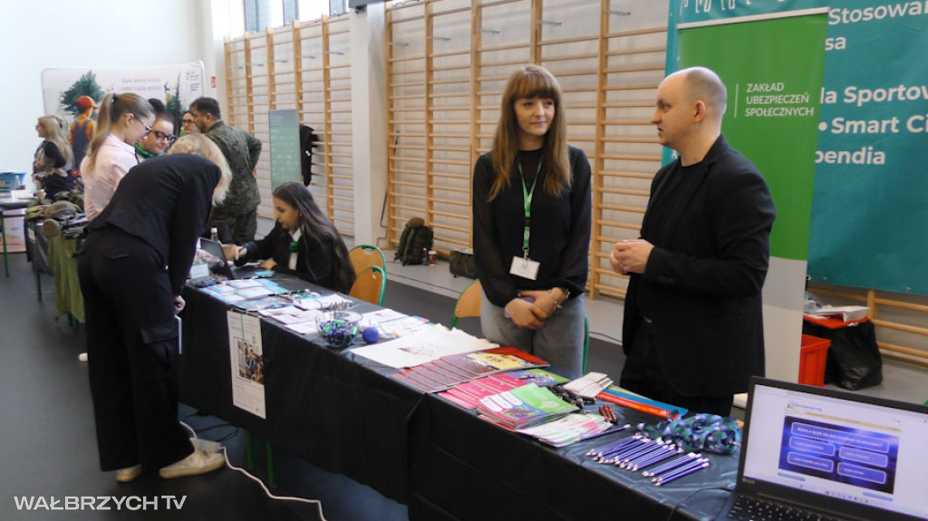 Targi Pracy i Kariery - Dzień Otwarty w ANS AS